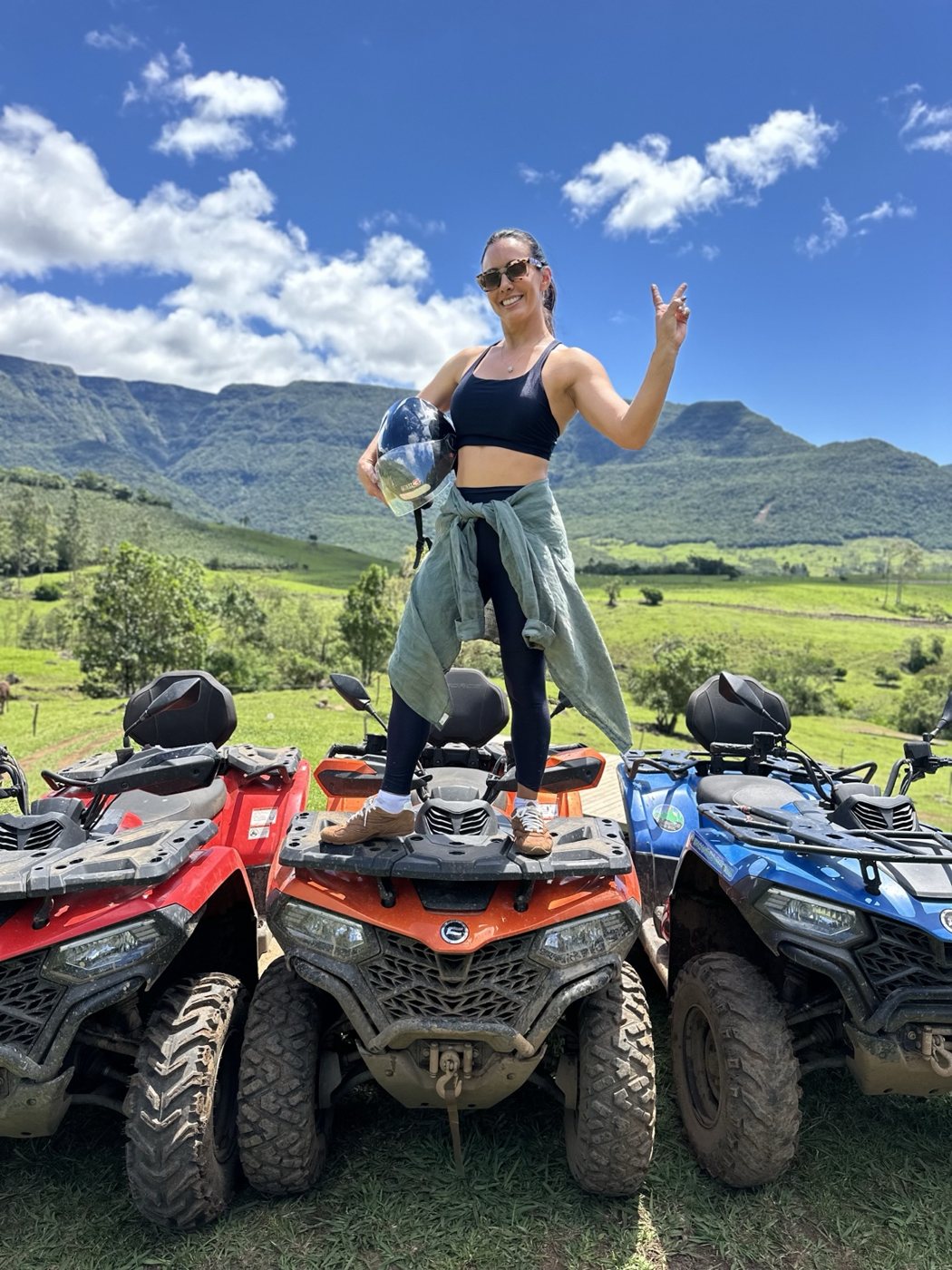 Passeio 4x4 de quadriciclo em Praia Grande-SC